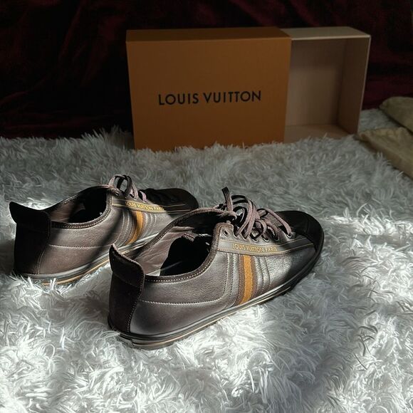 LOUIS VUITTON Low Trainers - LV Men’s Size 9.5 (US Men’s Size 10.5) - Picture 9 of 11